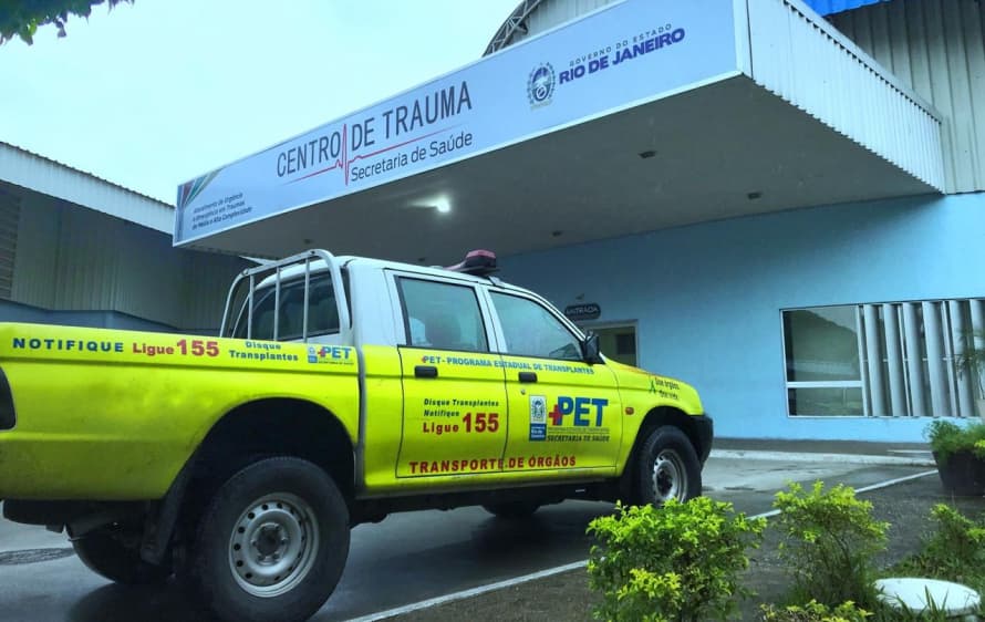 Carro do Programa Estadual de Transplantes