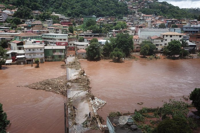 Imagem de estrago causado pela chuvas no estado de MG