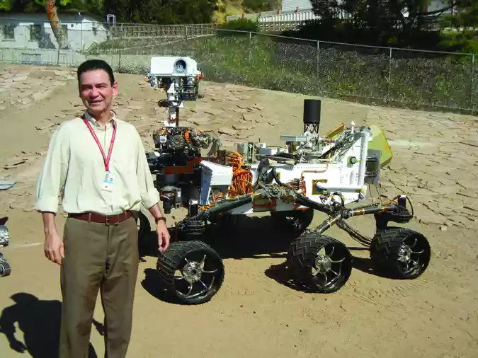 Ivair Gontijo, engenheiro mineiro que trabalha na Nasa. 